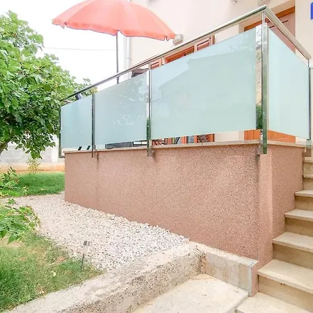 Jutta Apartment